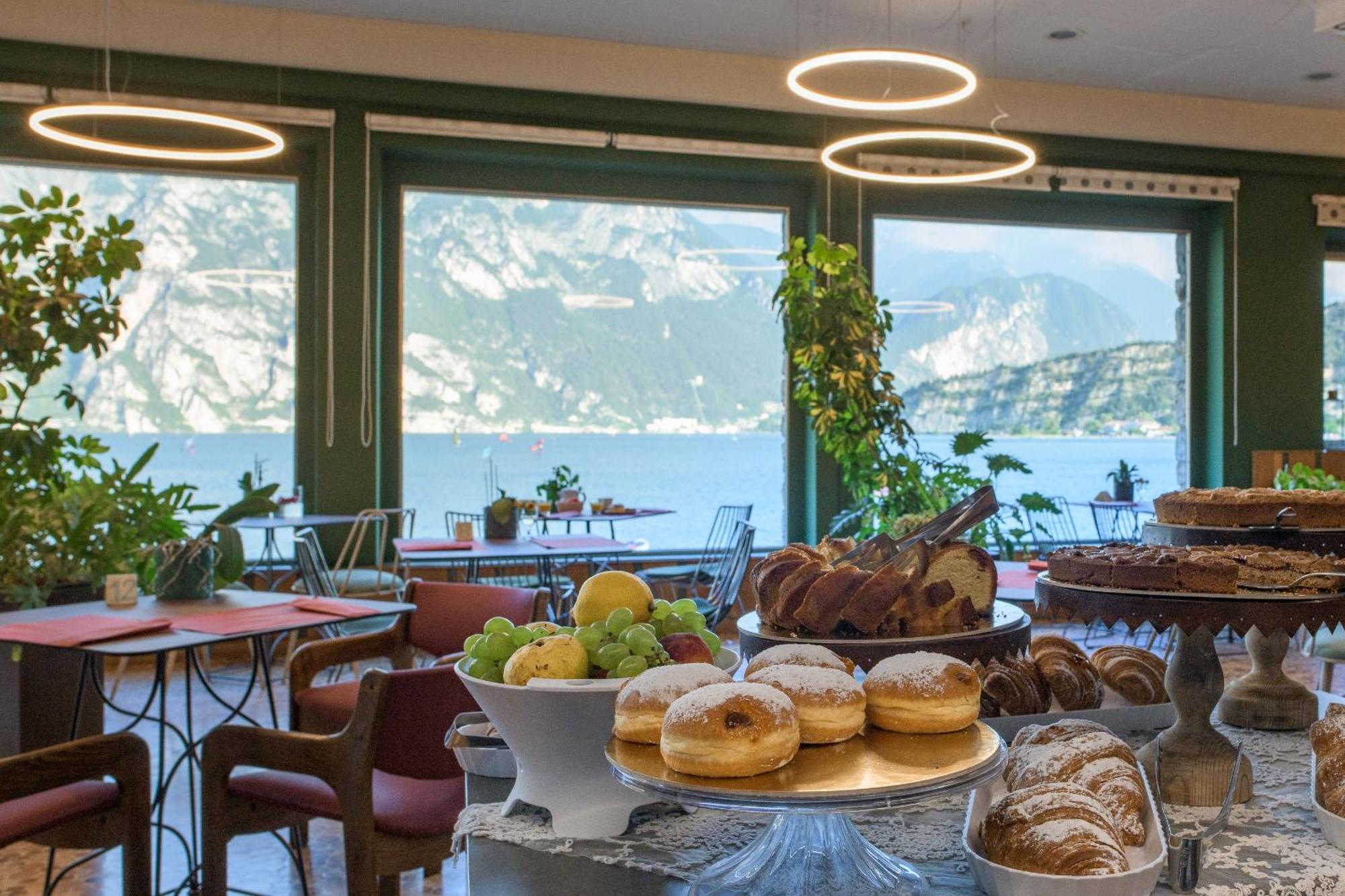 Hotel Paradiso Conca d'Oro Torbole Sul Garda Esterno foto