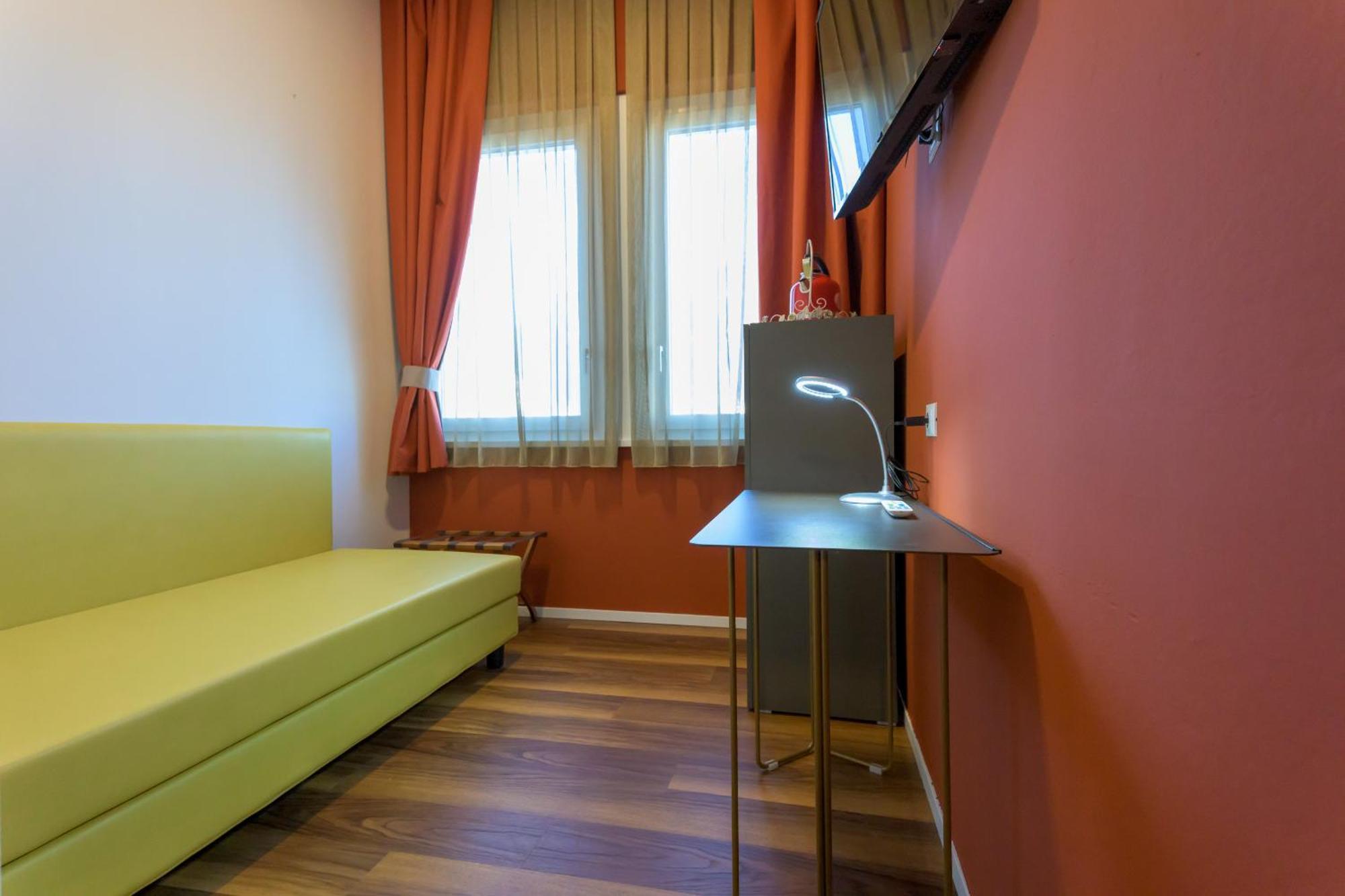 Hotel Paradiso Conca d'Oro Torbole Sul Garda Esterno foto